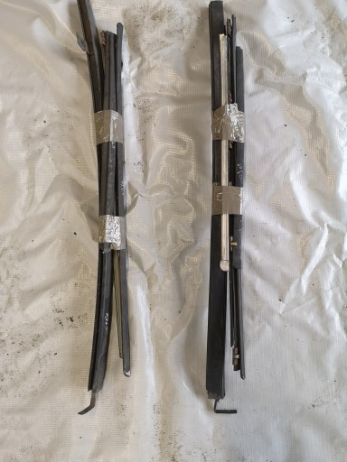 JEEP CHEROKEE XJ МОЛДИНГ ЗАДНЯЯ ДВЕРНАЯ РАМА