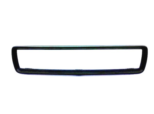 8A0854641 - РЕШЕТКА РАДИАТОРА AUDI 80 RS2 1994-1996 гг.