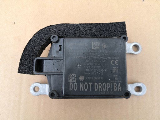 284385SA2C 28438-5SA2C - Nissan leaf ii 17- радарный датчик acc distronic
