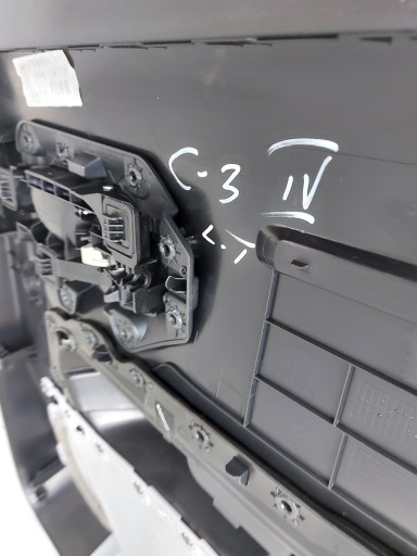 Citroen C3 IV 4 2025 1.2 THP HN09 upholstery side door left rear part
