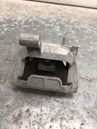 holder engine mount VW SKODA AUDI 5N0199262AA