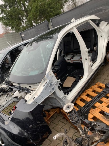 ЧЕТВЕРТЬ КУЗОВА ЗАДКА БОКОВАЯ ОБИВКА КРЫШИ NISSAN QASHQAI J12