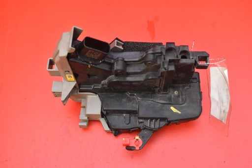 lock door right rear part rear EU 81420-J7000 KIA CEED 3 III SW KOMBI 18-21