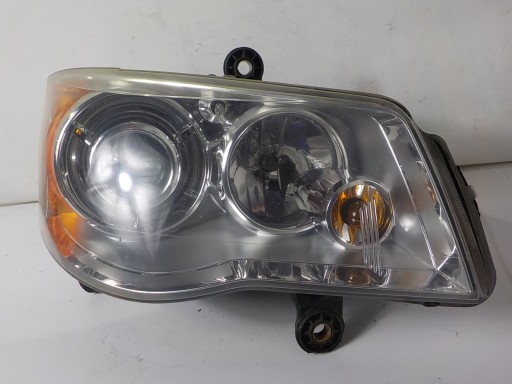 CHRYSLER VOYAGER V XENON light right front front UK