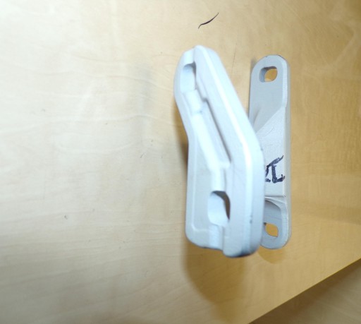 hinge door PRZEDNICH PRAWYCH upper new Mercedes OE H910A1