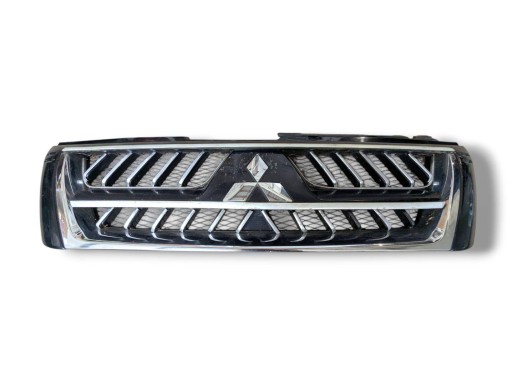 grille radiator Mitsubishi Pajero 3 facelift V70 2005 MN117713
