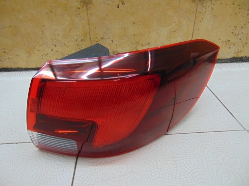 LICHT HECK HINTEN RECHTS OPEL ASTRA V K KOMBI