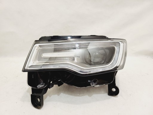 JEEP GRAND CHEROKEE WK2 БИКСЕНОНОВЫЙ ДИНАМИЧЕСКИЙ