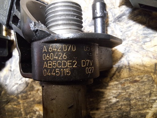 nozzle injector 0445115027 JEEP GRAND CHEROKEE WK 05-10 3.0 CRD