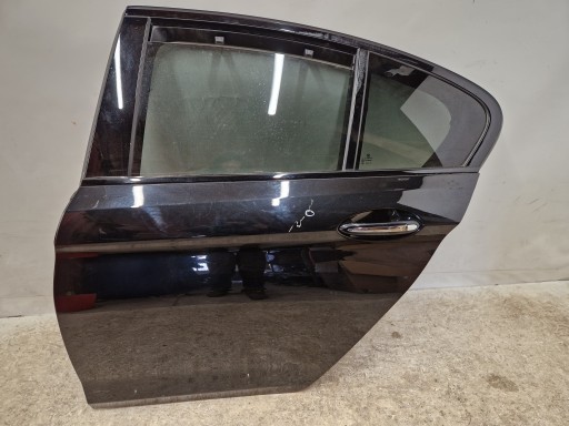 G38 MAJDI25 - Левая дверь левая задняя часть bmw 5 g30