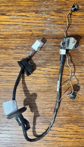 68137943AF - Jeep grand cherokee wk2 луч камеры заднего вида