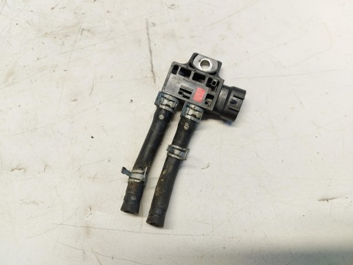Toyota Hilux VIII Sensor roznicy Druck Gase 2.4 d4d 89481-71010