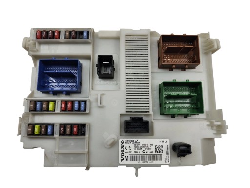 compartment of fuses module BSI VOLVO XC60 and 31412970