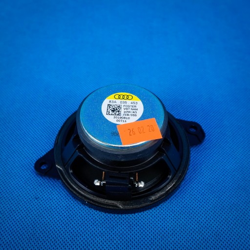 speaker of the dashboard rozdzielczej the centre Audi Q3 83A 83A035453