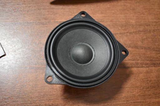 IDEALNY speaker consoles BMW G05 G06 G07 1
