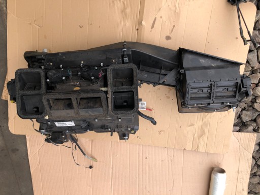 W211 2118302160 - Подогреватель вентилятора воздуходувки Мерседес В211 2.7