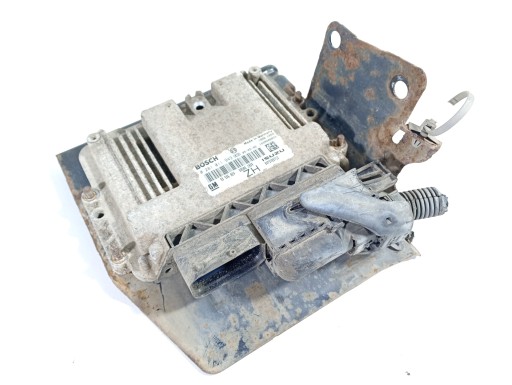 Opel Astra H 04-07 computer control unit of the engine OE 55556829