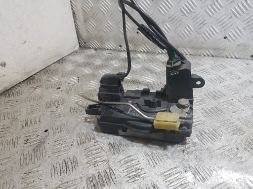 lock door CENTRALNY right front OPEL ASTRA H 5 PIN 13128112
