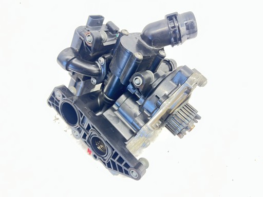 AUDI A4 B9 A5 8W 2.0 TFSI Pompa ausiliaria acqua motore termostato 06L121012H 06L121111J
