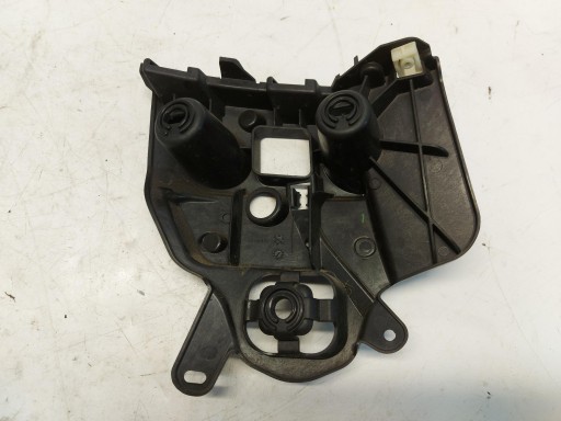 BMW U06 220d stoßstangenhalterung Halter der Stoßstange rechts heck 8739140