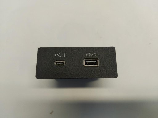 Nissan X-TRAIL T33 IV 2023r zlacze wejscie usb adapter connecting spoiler 284h36ra2a