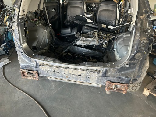 ЗАДНЯ ВАННА ВАННА KIA SPORTAGE III BE