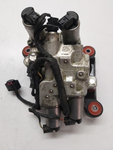 Блок клапанов динамического привода 6775258 bmw f01 f10 f11