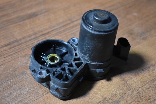mini motor electric brake left MERCEDES W205 W253 1