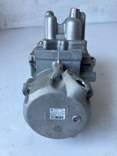 Klimakompressor klimaanlage RENAULT ZOE II LIFT 926005749R