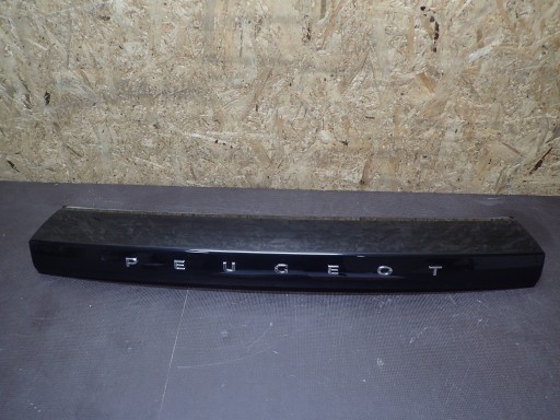 Couverture du capot PEUGEOT 2008 II 2 9825956380