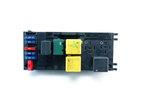 0025451901, - Блок запобіжників MERCEDES E W210 0005401050