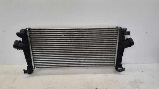 intercooler radiator air Opel Astra J kombi 1,4T
