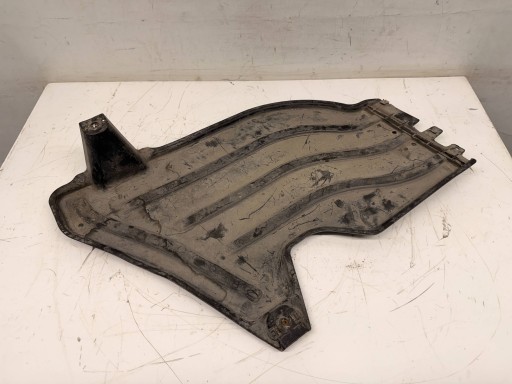 Cayenne II 7P5 cover chassis 5Q0825206M