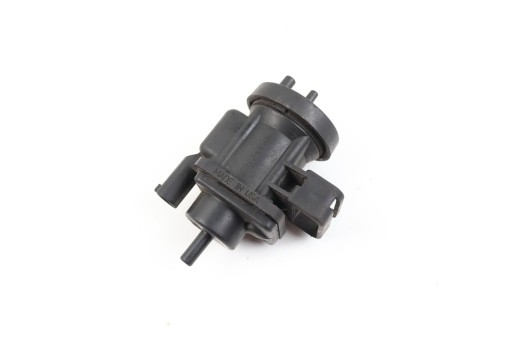 MERCEDES W203 valve sensor vacual 2.2 CDI A0005450527