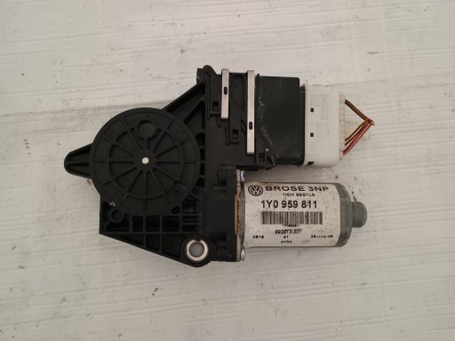 1Y0 - Электродвигатель стеклоподъемника vw new beetle cabrio левый задний левый задний 1y0959811
