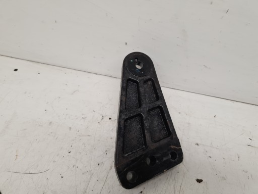 HYUNDAI I20 LIFT 1,1CRDI engine mount right 2012-14R