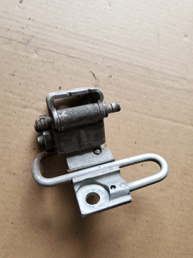 8L0831414 - Дверная петля правая передняя нижняя нижняя AUDI A3 8L