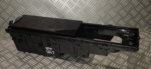 JPLA-048196-A JPLA048196A - Range Rover SPORT L494 Lift Decor коробка для зберігання чашок