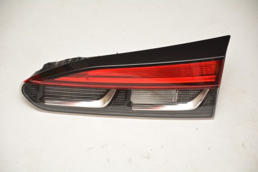 LPTC-22R - Фонарь задней двери правый задний corolla cross 2022 года оригинал!!!