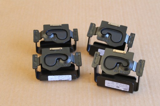 4KE861735 4KE861736 - Кронштейн крепление Audi e-tron 55