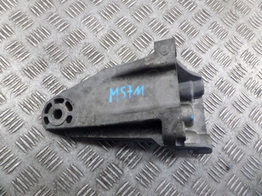 Ford Transit Mk7 2.2 TDCi engine mount BK316061AA