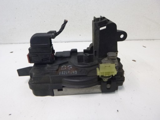 lock door front right Opel Astra H Lift 13210749