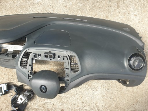 dashboard instrument panel airbags tension belts RENAULT CAPTUR and 2014