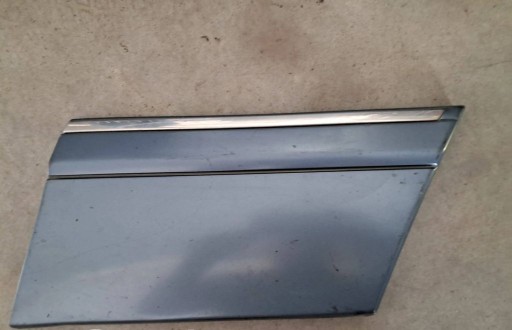 moulding of a fender right front MERCEDES W126 1266903640