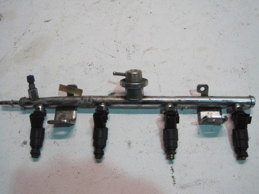 Rampe injection FORD FOCUS MK3 2,0i