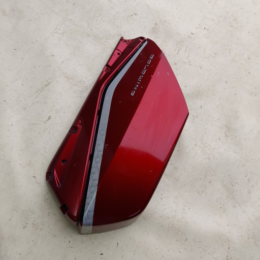 81321-MKC-A000 - КРЫШКА БАГАЖНИКА ПРАВАЯ HONDA GL 1800 GOLDWING 18-