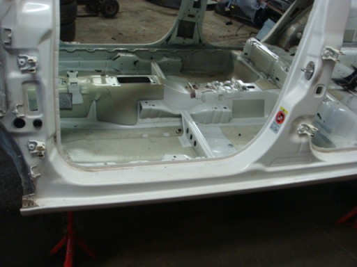 SKODA FABIA II ЛЕВЫЙ ПОРОГ ЧЕТВЕРТЬ СТОЙКИ УНИВЕРСАЛ