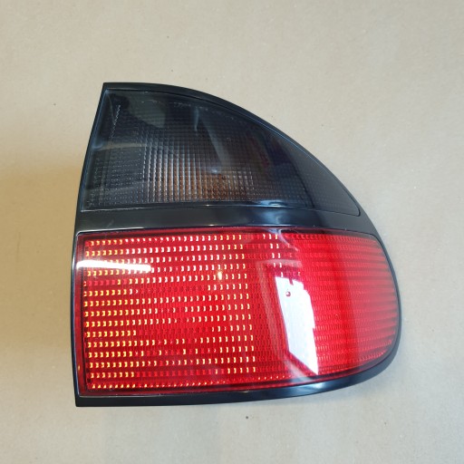 Feux phare Droit Arrière WKLAD RENAULT LAGUNA et HB OE EU