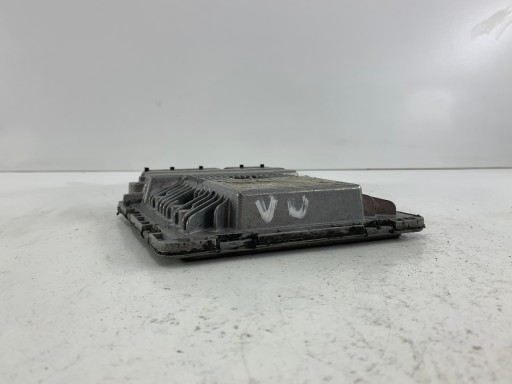 AUDI A6 C6 3.0 TFSI control unit of the engine 4F1910551