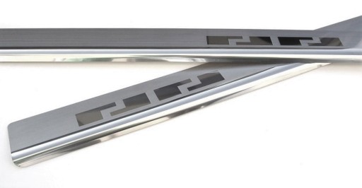 Накладки на пороги Audi A6 (C6) 2004-2011